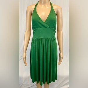 The Limited Green Midi Halter Dress
Size:M
Fabric:94% Rayon 6% Spandex